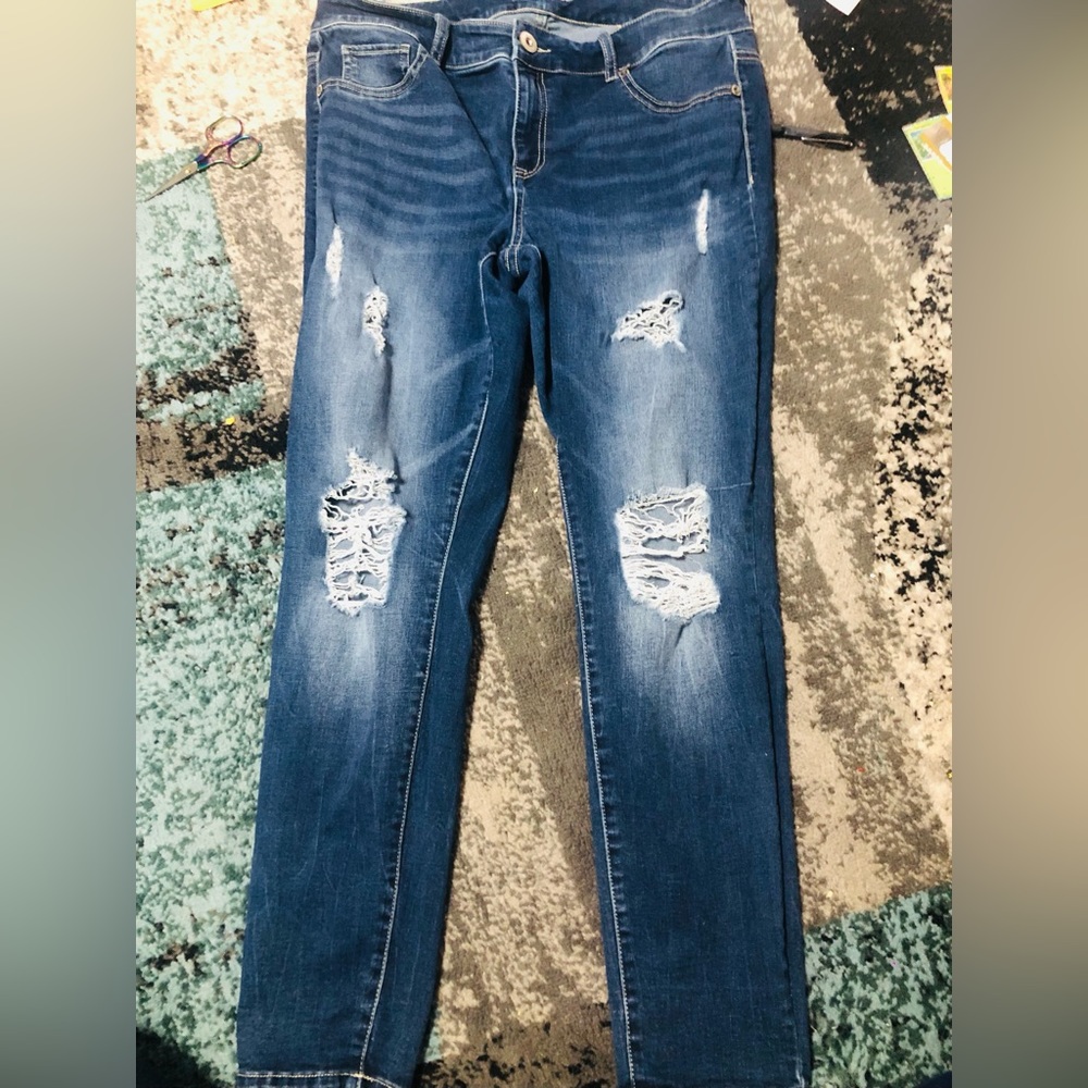 Maurice’s distressed jeans